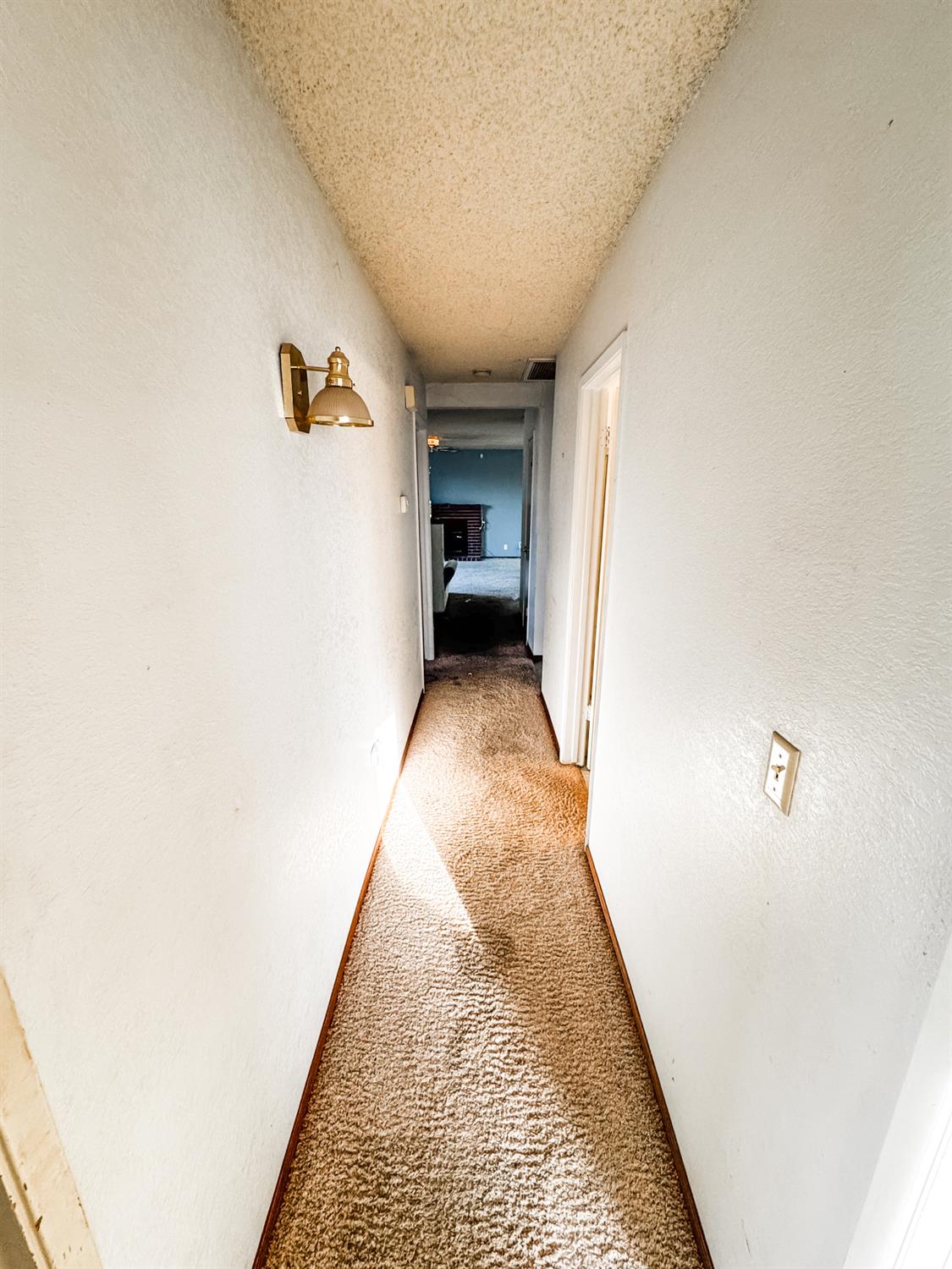 545 dovewood Ct, Coalinga, CA 93210