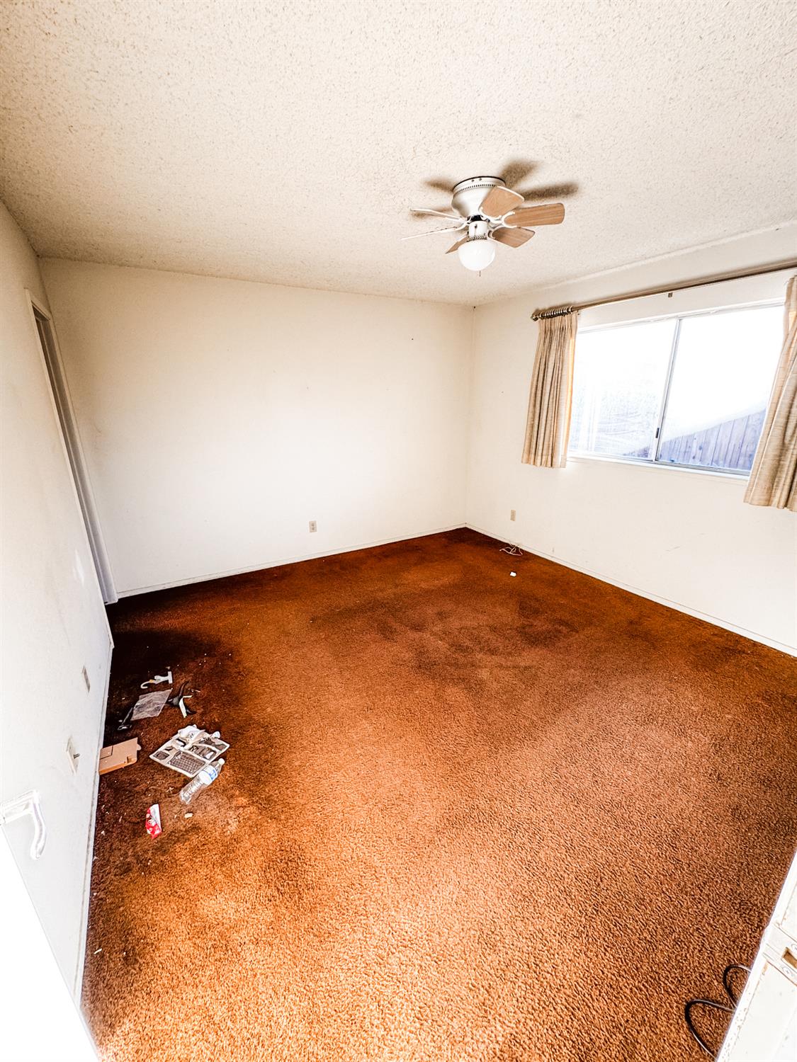 545 dovewood Ct, Coalinga, CA 93210