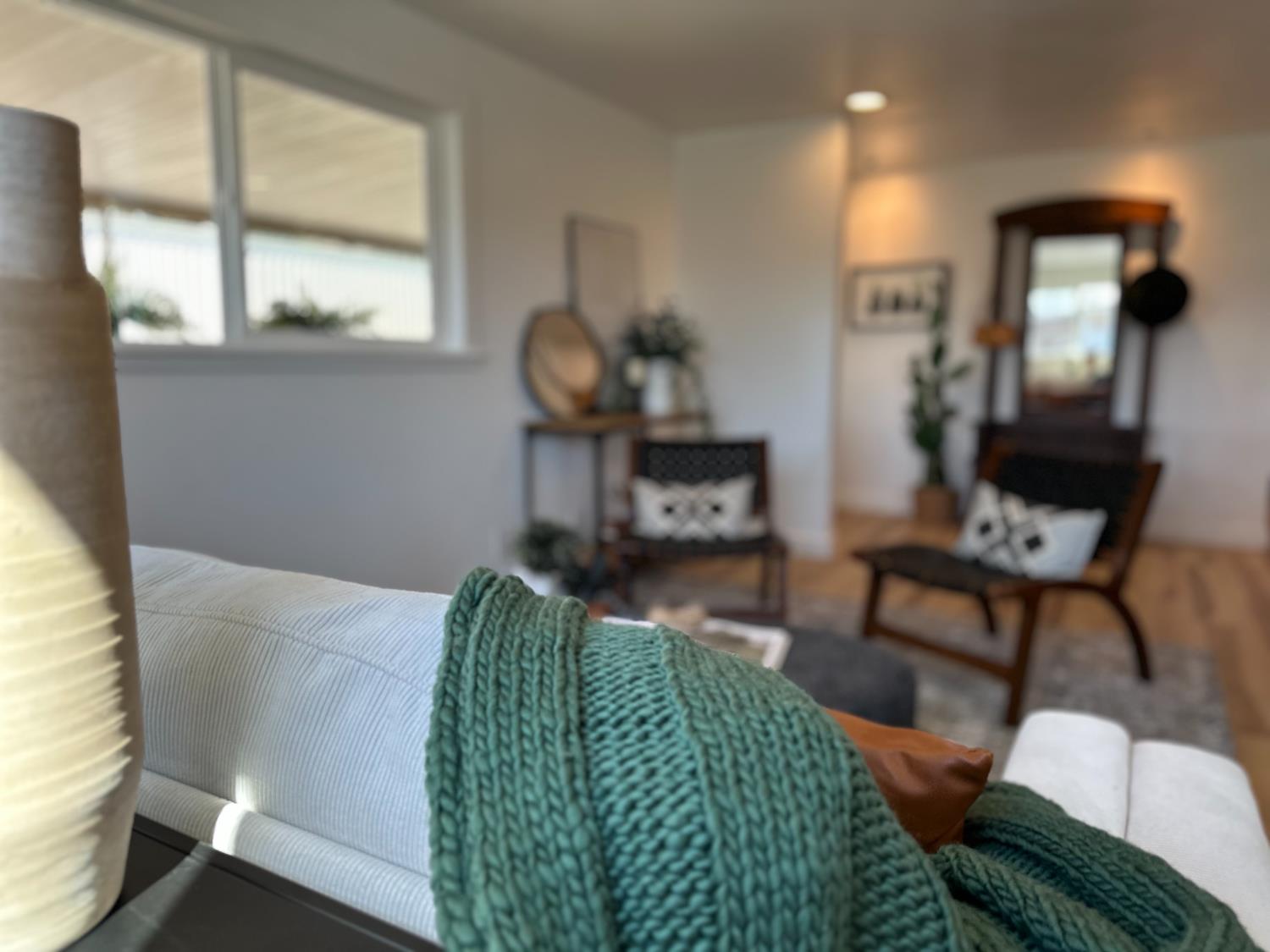 225 N Akers Rd #308, Visalia, CA 93291