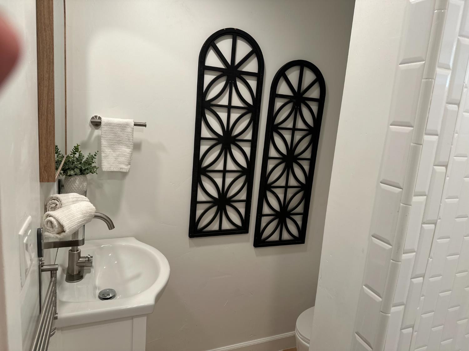 225 N Akers Rd #308, Visalia, CA 93291