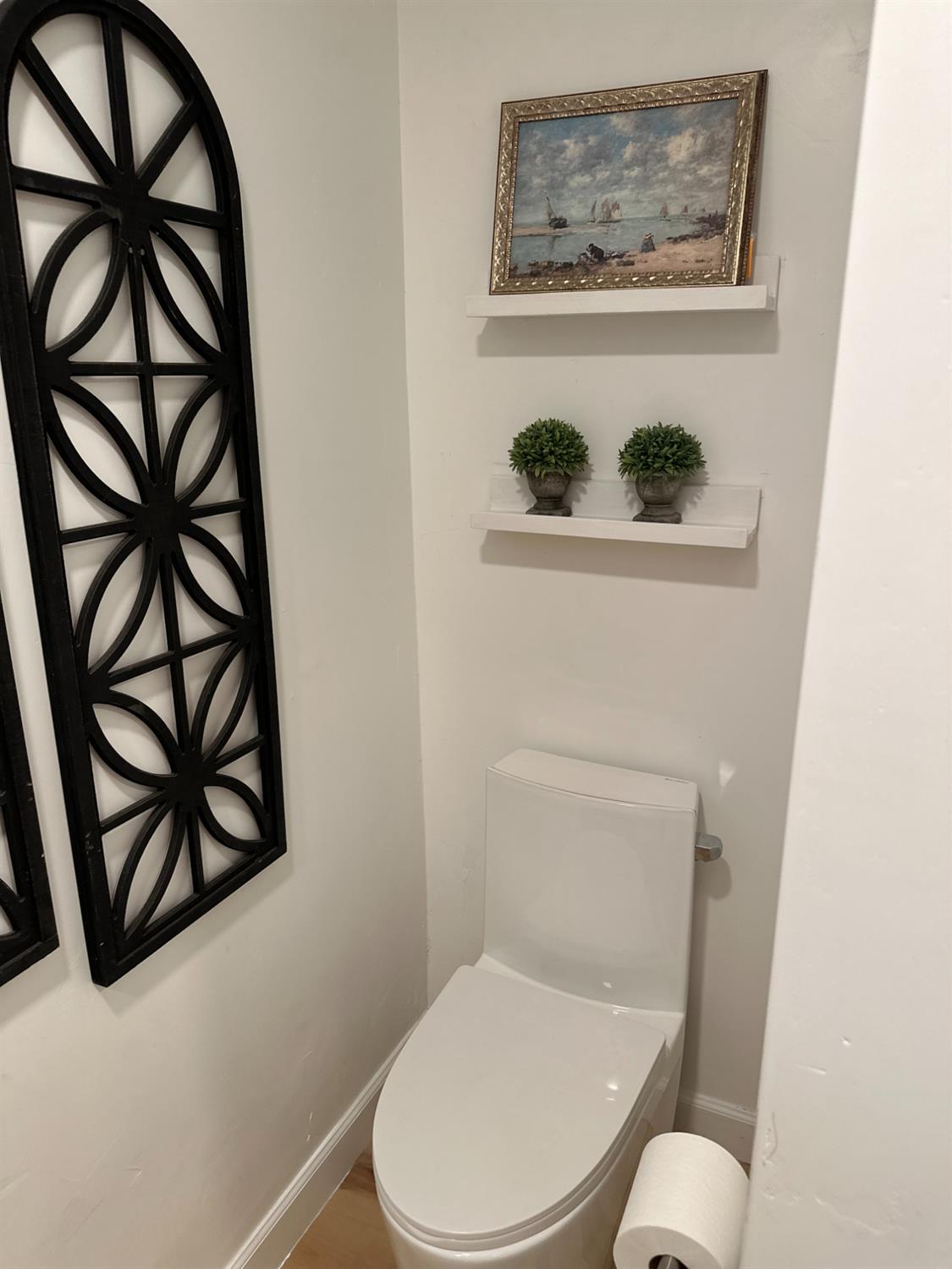 225 N Akers Rd #308, Visalia, CA 93291