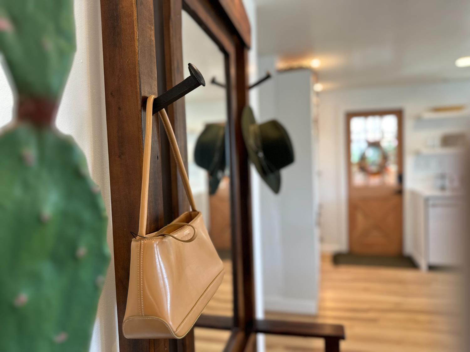 225 N Akers Rd #308, Visalia, CA 93291