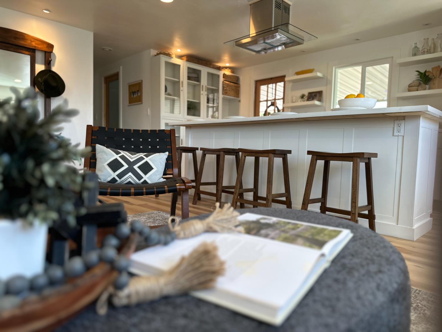 225 N Akers Rd #308, Visalia, CA 93291