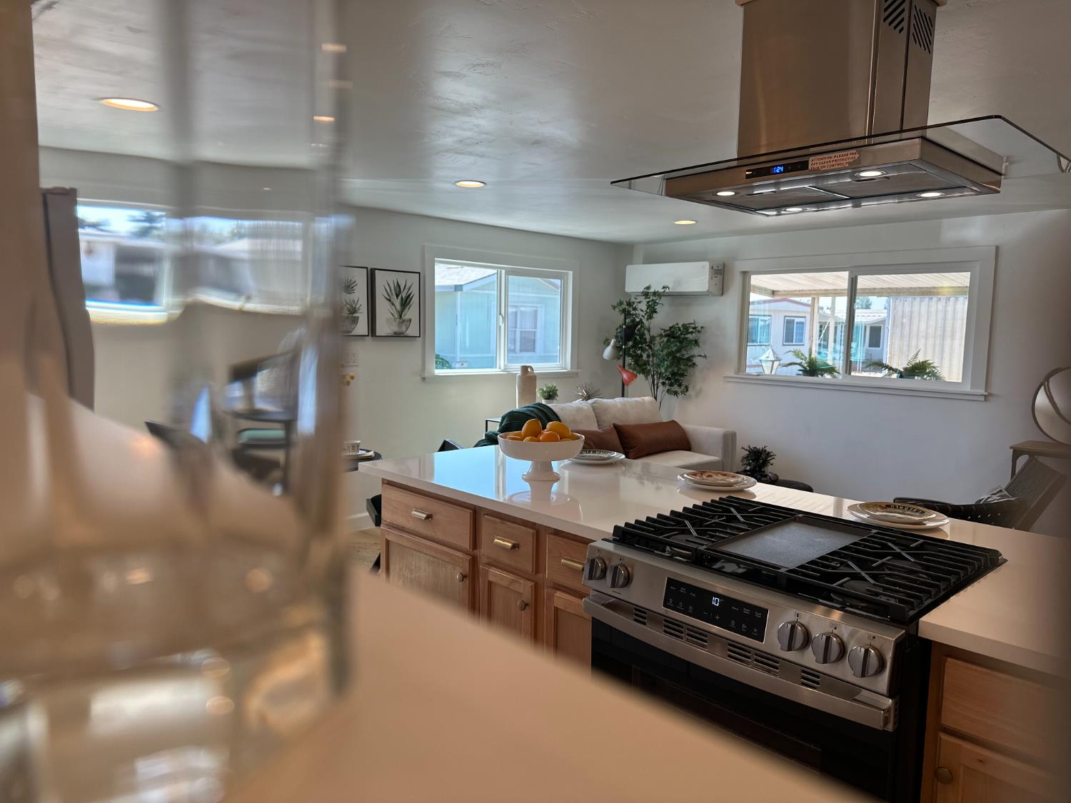 225 N Akers Rd #308, Visalia, CA 93291