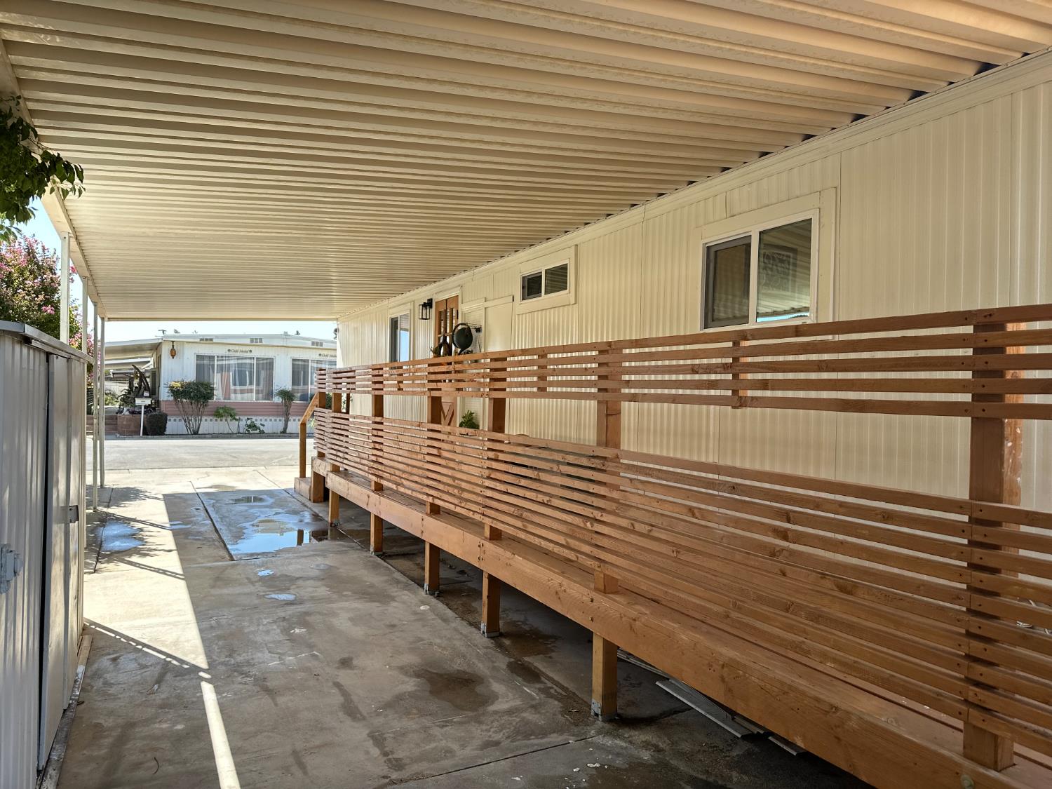 225 N Akers Rd #308, Visalia, CA 93291