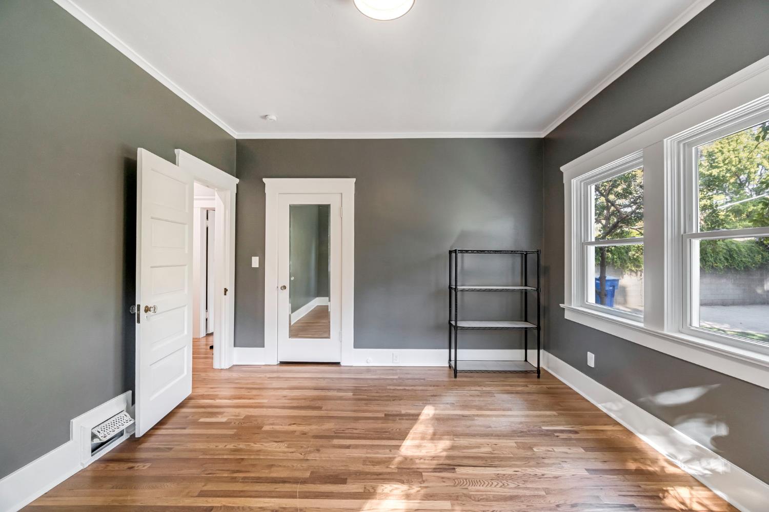 721 E Home Ave, Fresno, CA 93728