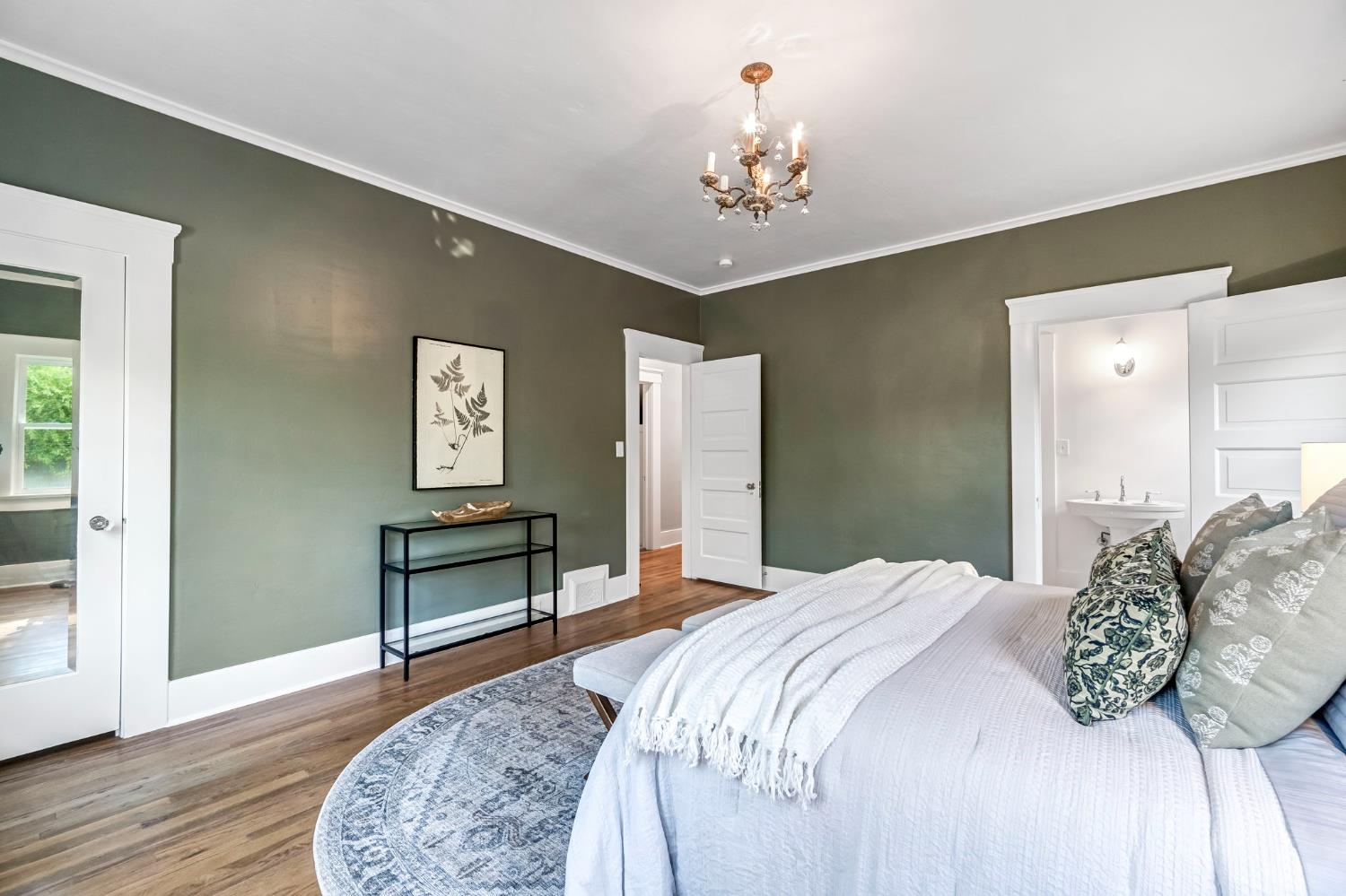 721 E Home Ave, Fresno, CA 93728