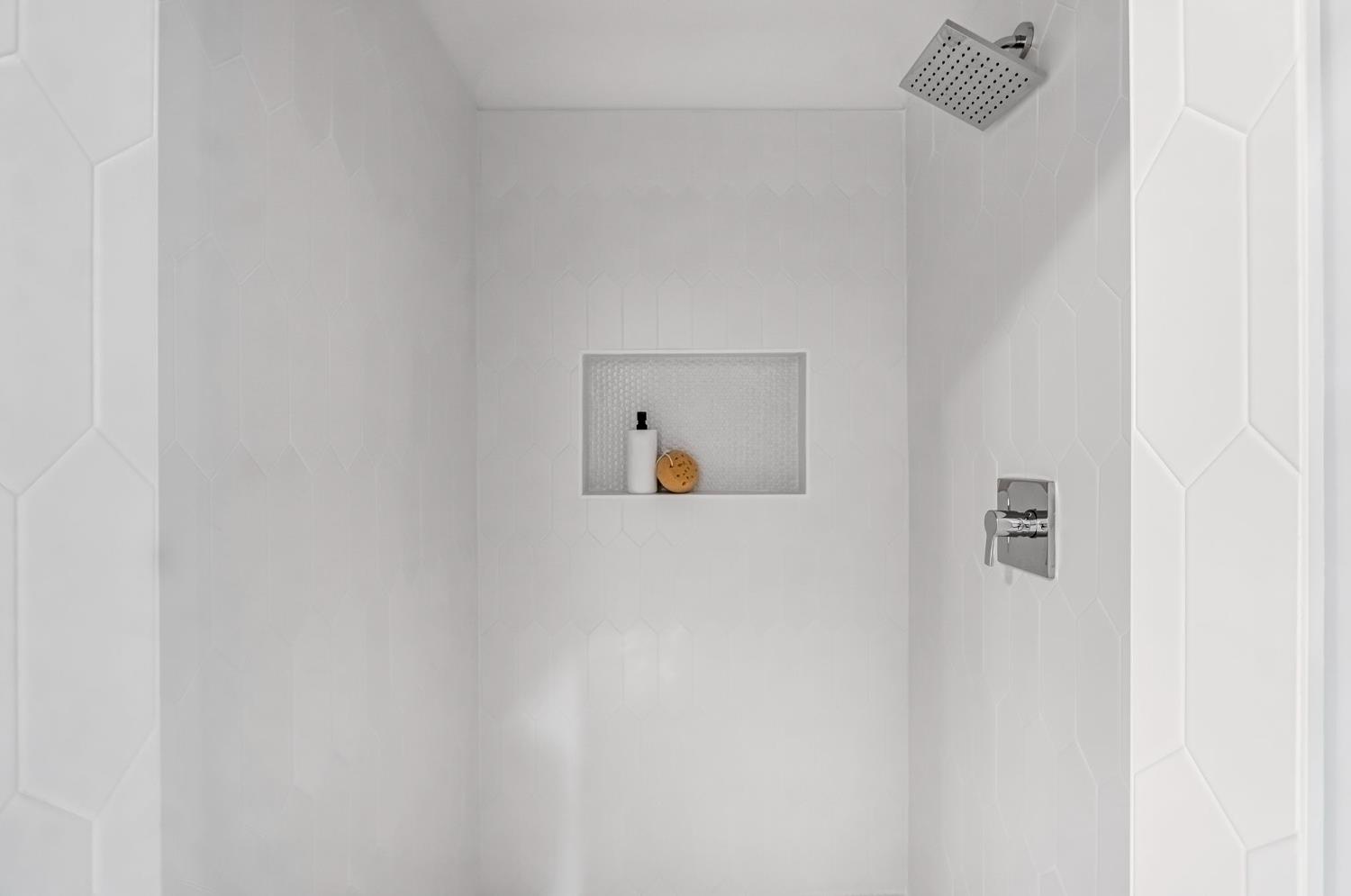 721 E Home Ave, Fresno, CA 93728