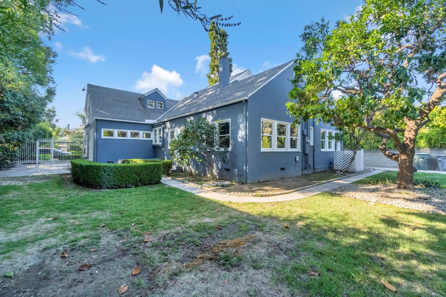 721 E Home Ave, Fresno, CA 93728