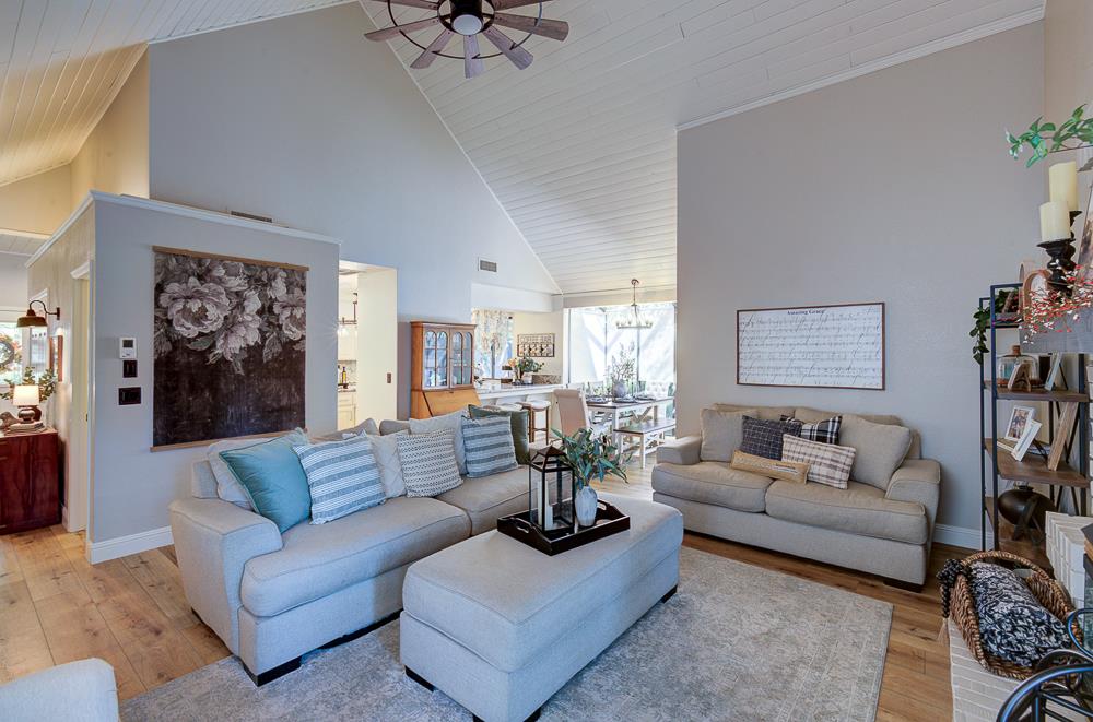 2555 W Bluff Ave #152, Fresno, CA 93711