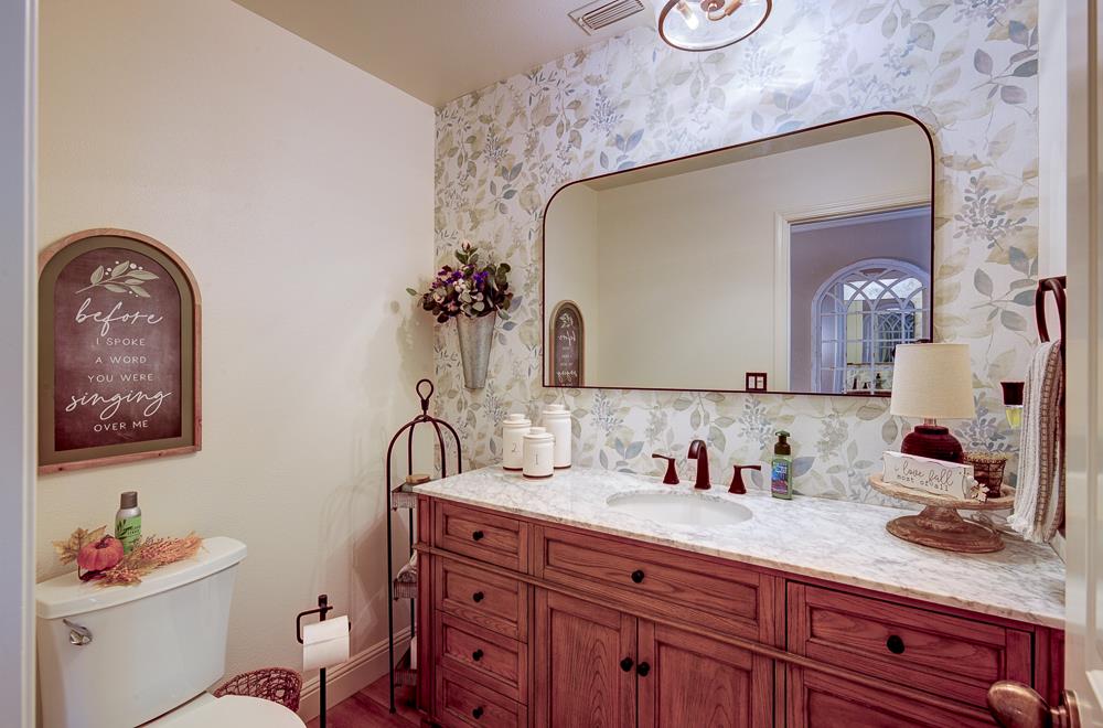 2555 W Bluff Ave #152, Fresno, CA 93711