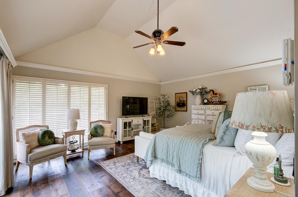 2555 W Bluff Ave #152, Fresno, CA 93711