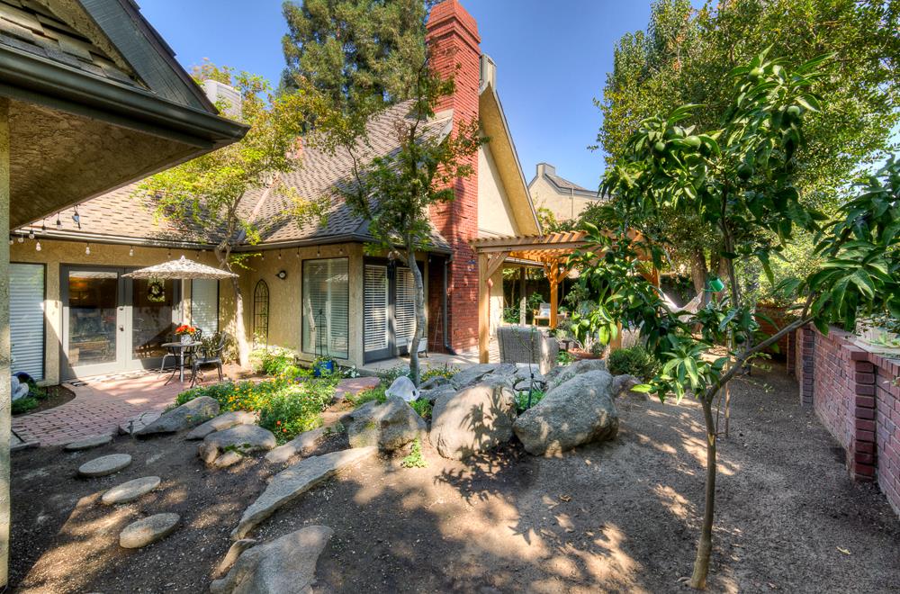 2555 W Bluff Ave #152, Fresno, CA 93711