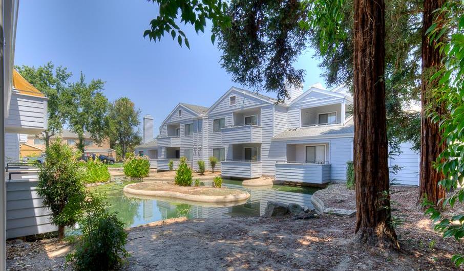 7675 N 1st St #117, Fresno, CA 93720