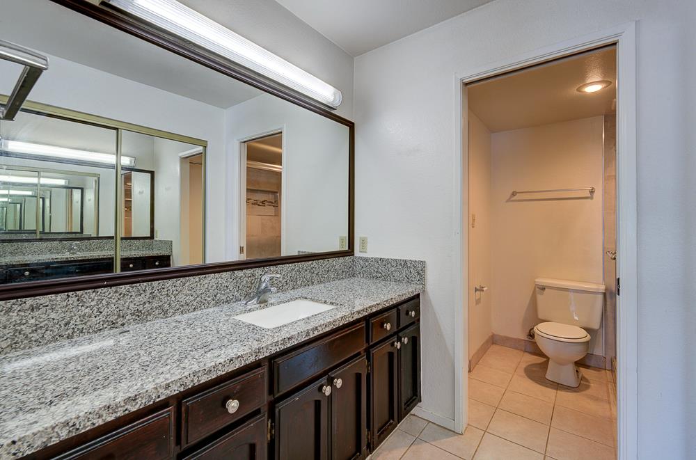 7675 N 1st St #117, Fresno, CA 93720