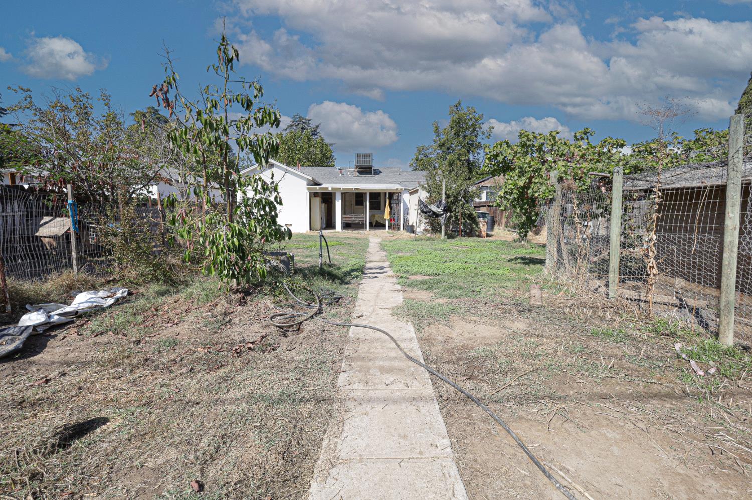 817 Sonoma Ave, Chowchilla, CA 93610