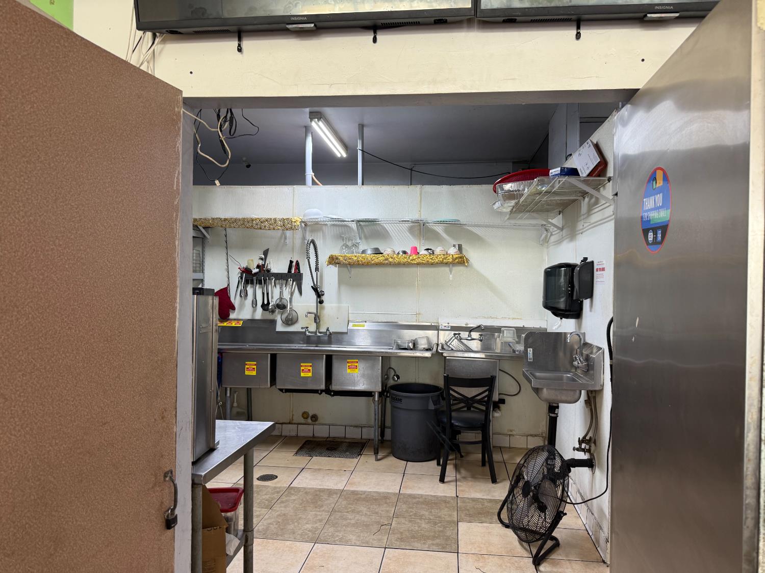 3720 E Olive Ave Ave, Fresno, CA 93702