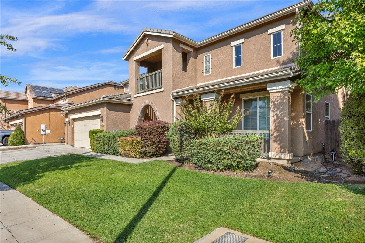 2941 Redington Ave, Clovis, CA 93619