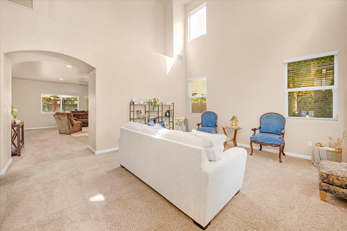 2941 Redington Ave, Clovis, CA 93619