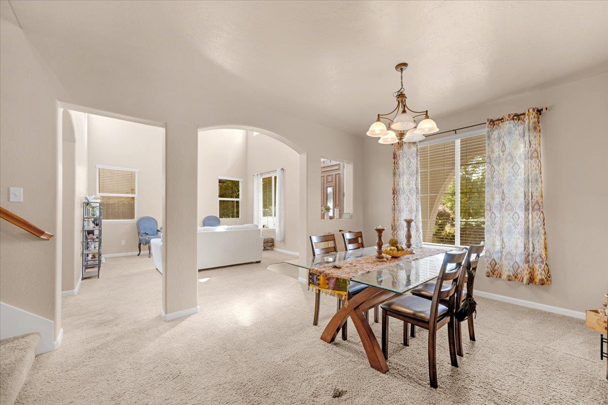 2941 Redington Ave, Clovis, CA 93619