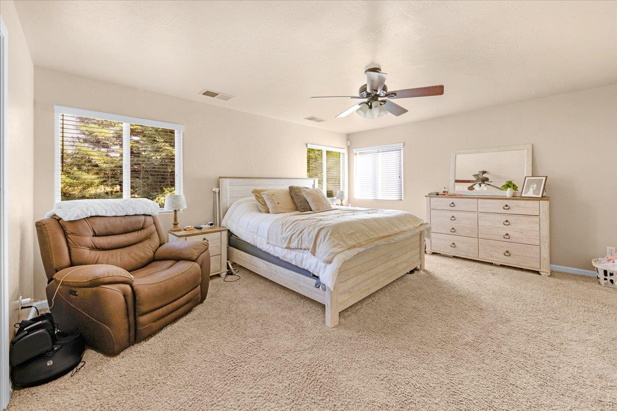 2941 Redington Ave, Clovis, CA 93619