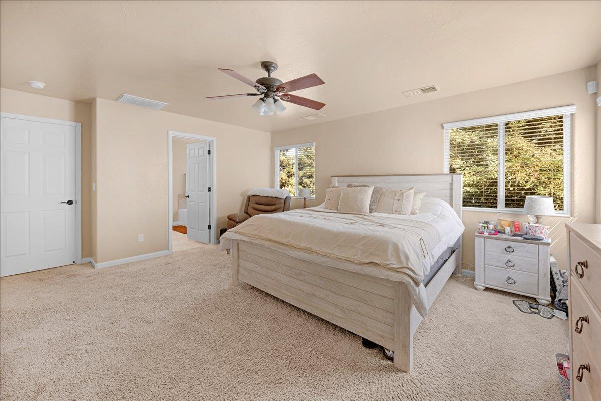 2941 Redington Ave, Clovis, CA 93619
