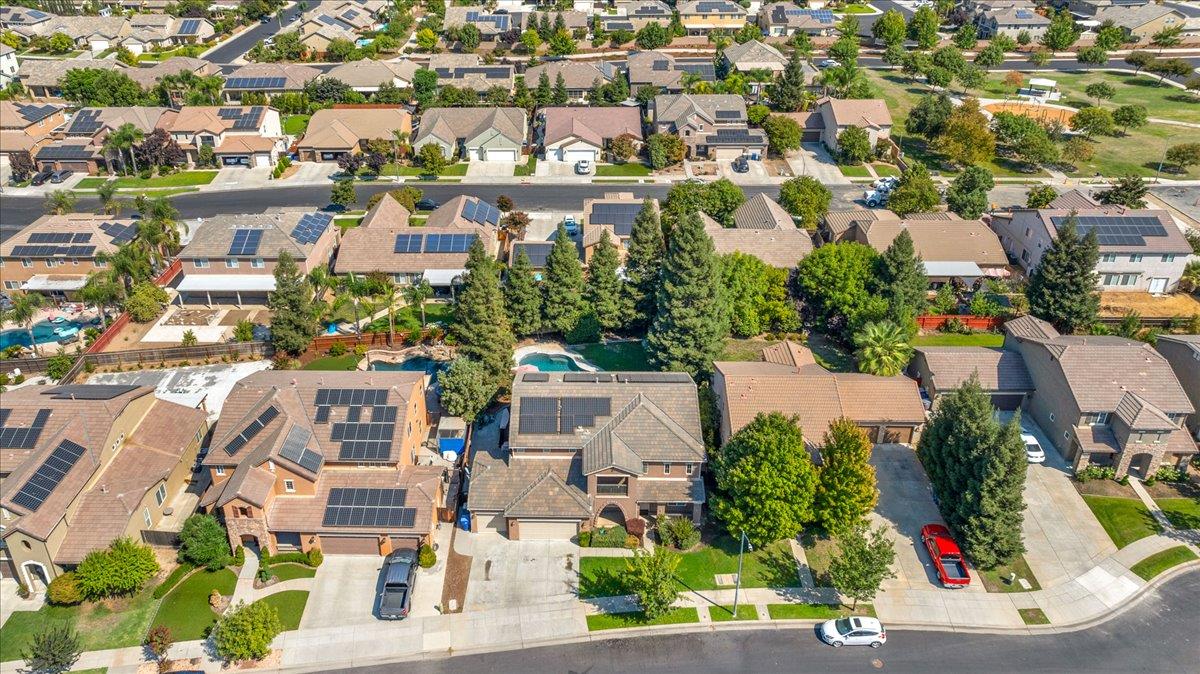 2941 Redington Ave, Clovis, CA 93619