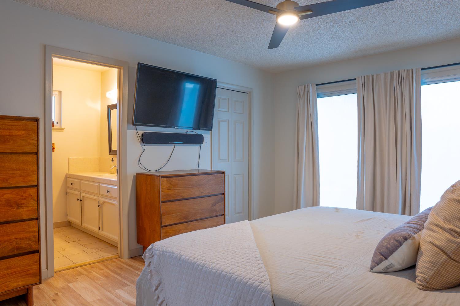 6753 N Durant Ave, Fresno, CA 93711