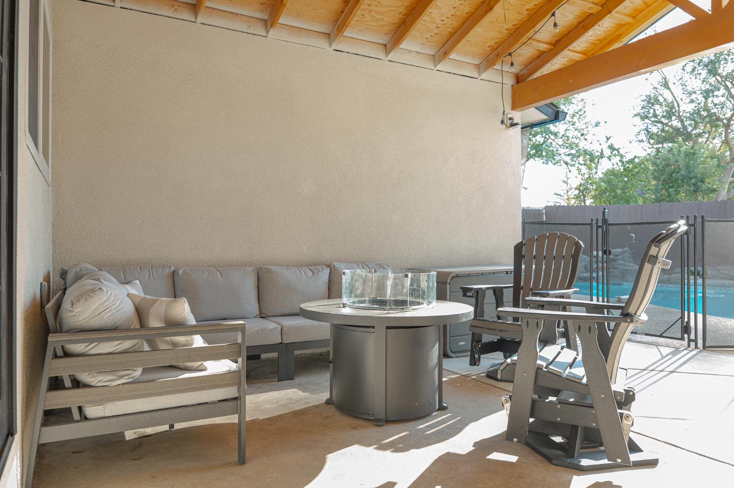 6753 N Durant Ave, Fresno, CA 93711