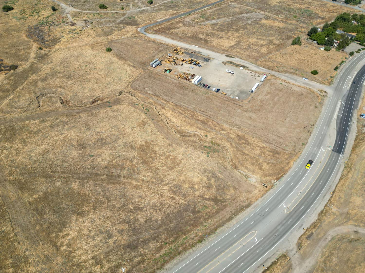 16937 N Friant Rd, Friant, CA 93626