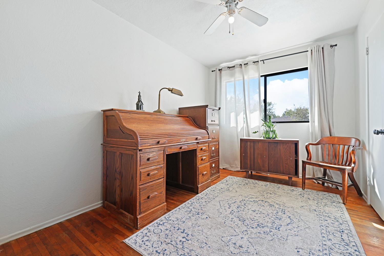 733 W Gettysburg Ave, Fresno, CA 93705