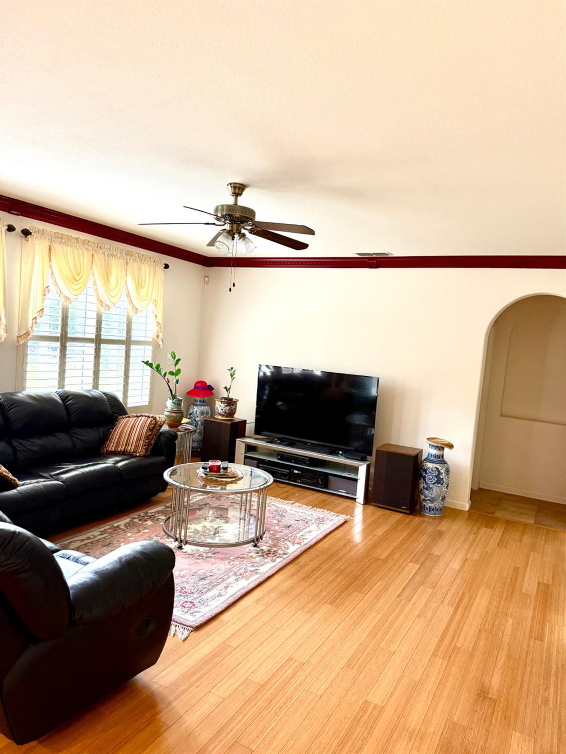 9200 Hunters Creek Way, Chowchilla, CA 93610