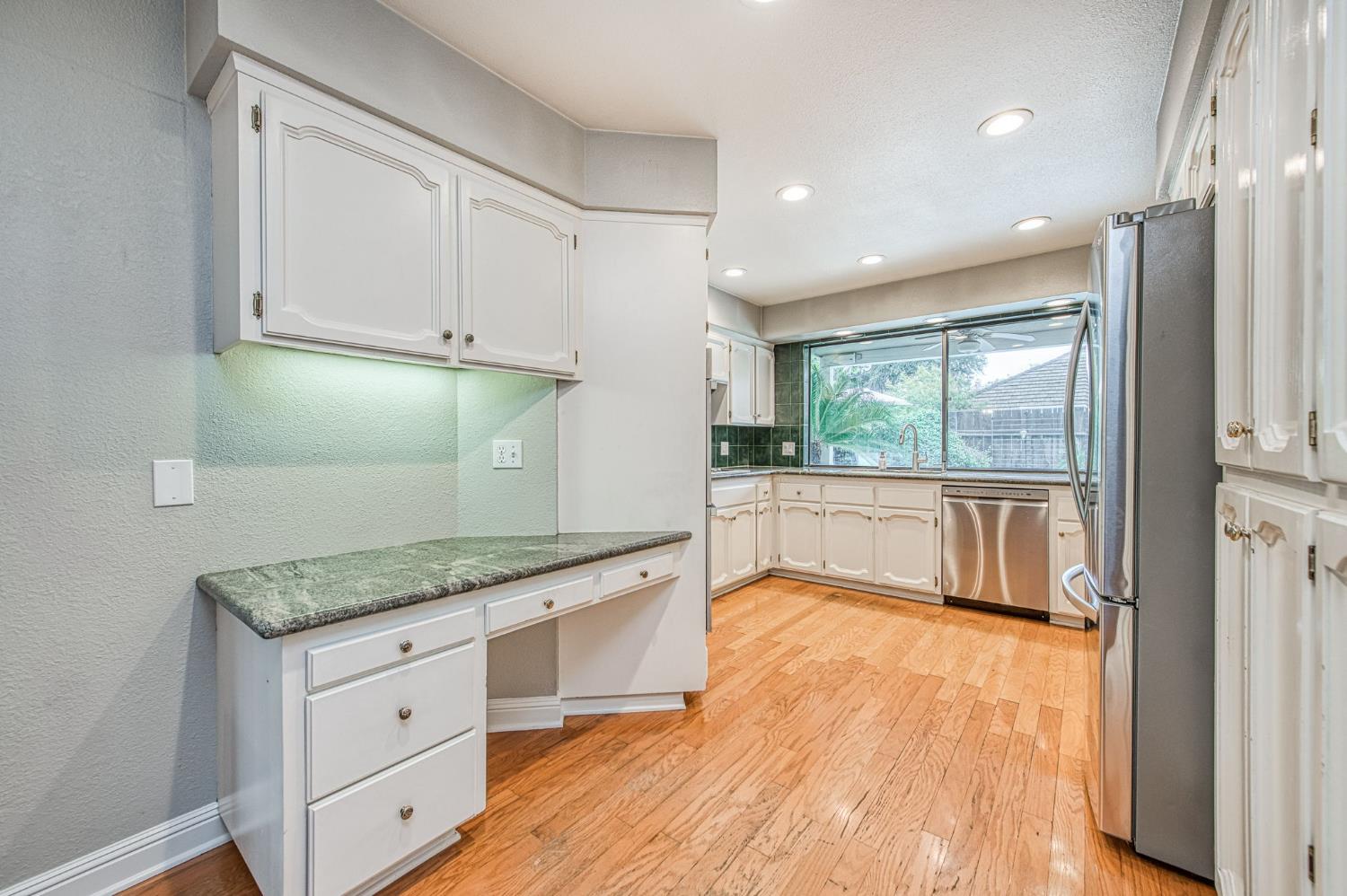 5284 N Pleasant Ave, Fresno, CA 93711