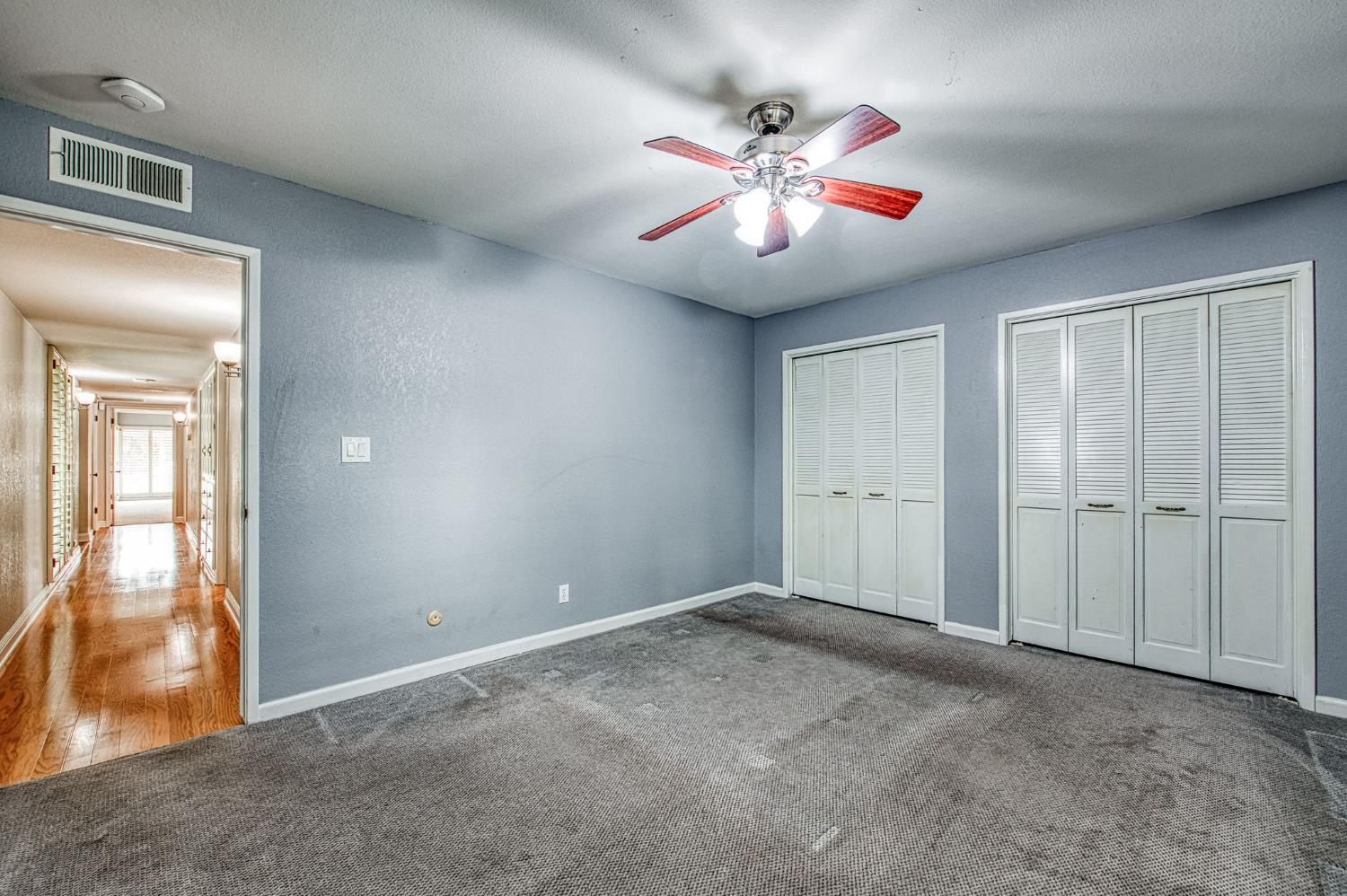 5284 N Pleasant Ave, Fresno, CA 93711