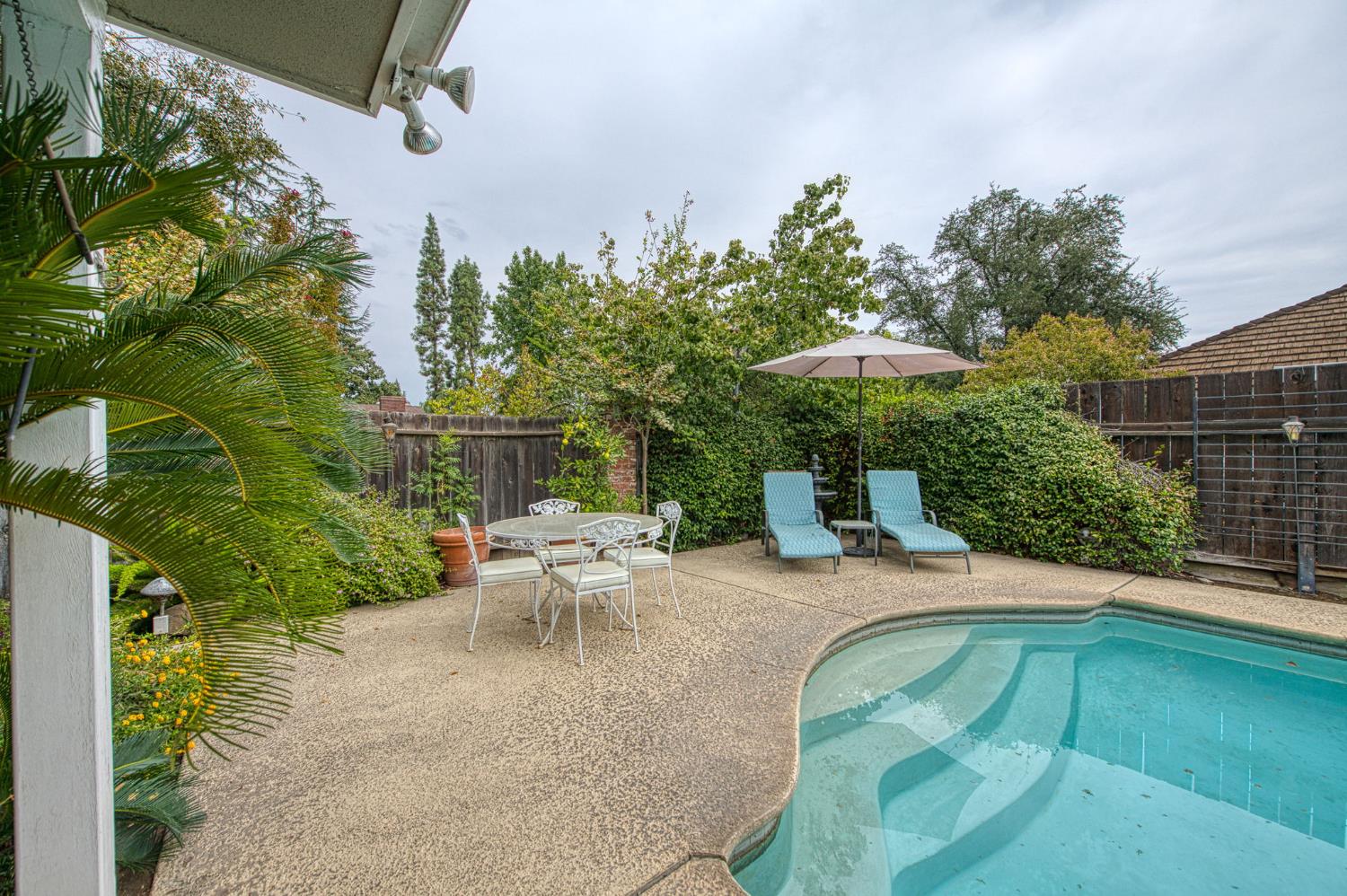 5284 N Pleasant Ave, Fresno, CA 93711