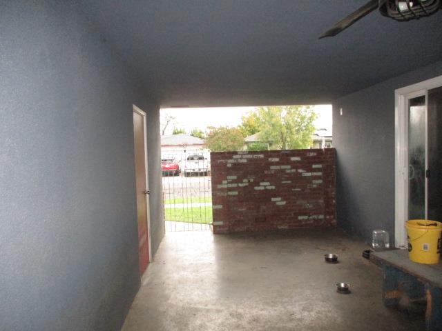 1568 E Calimyrna Ave, Fresno, CA 93710