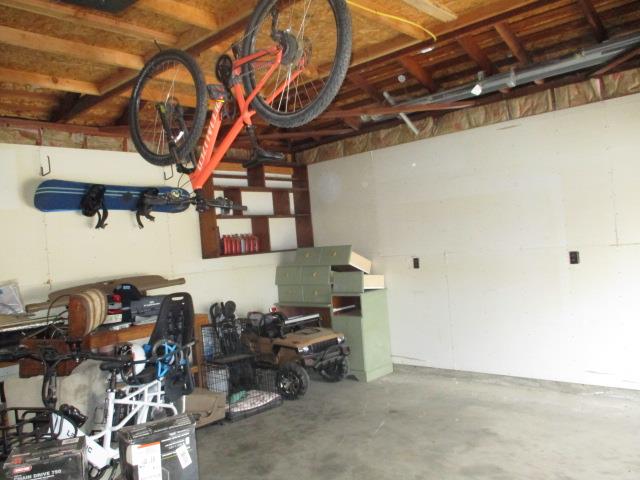 1568 E Calimyrna Ave, Fresno, CA 93710