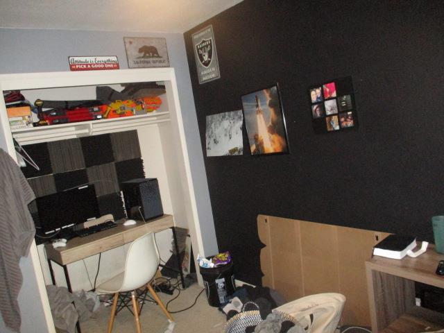 1568 E Calimyrna Ave, Fresno, CA 93710