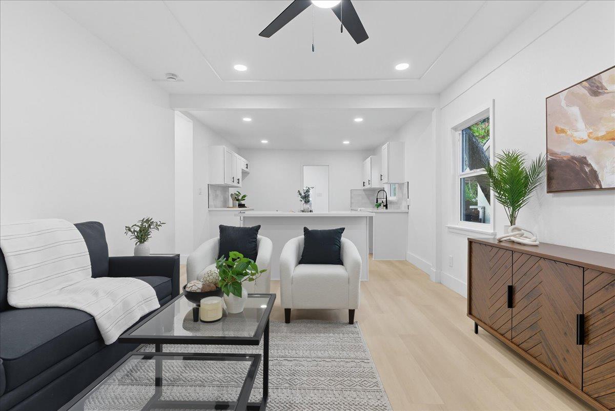 2842 B St, Selma, CA 93662