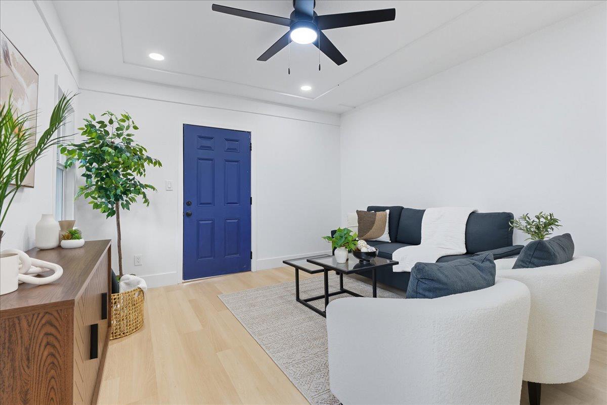 2842 B St, Selma, CA 93662