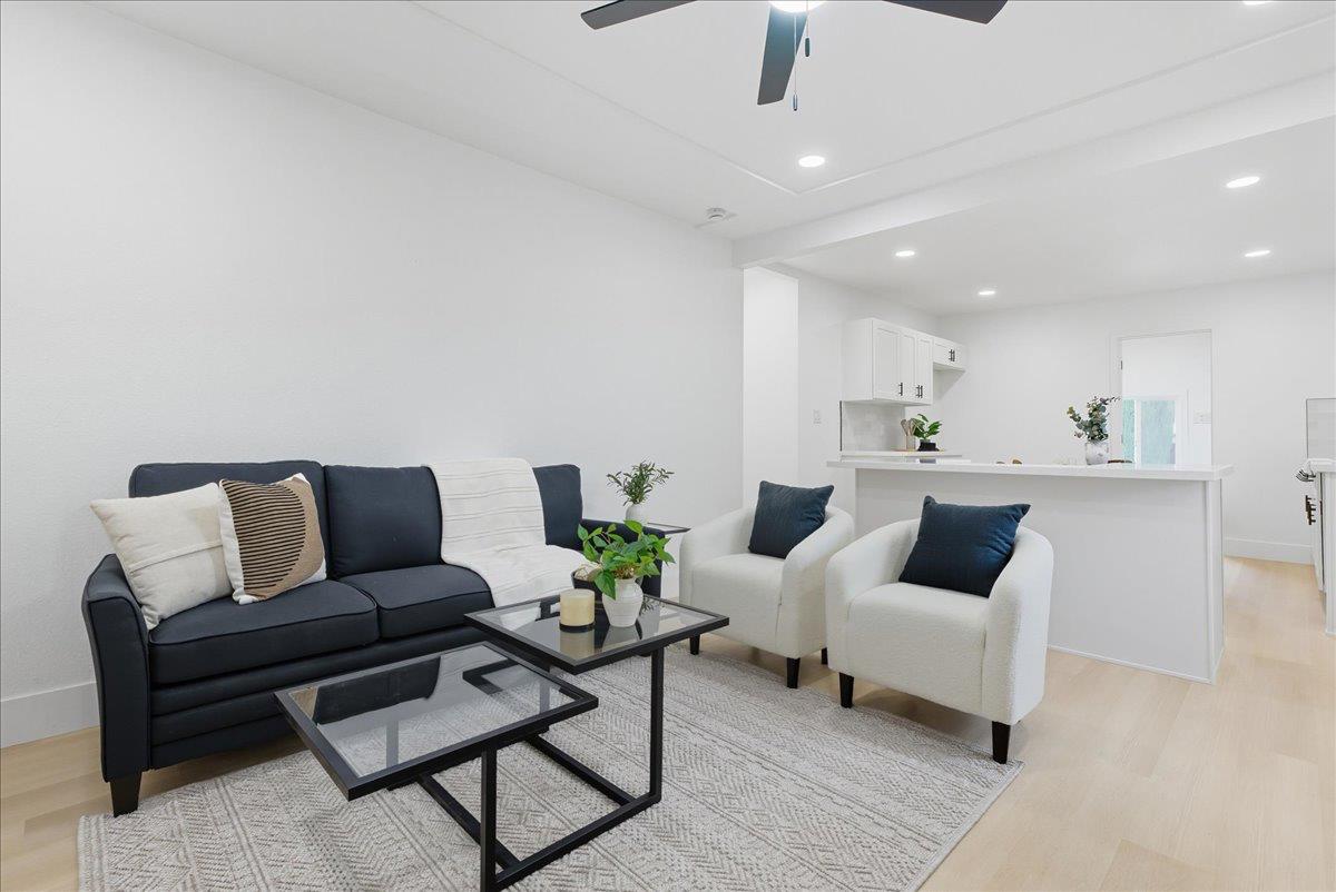 2842 B St, Selma, CA 93662