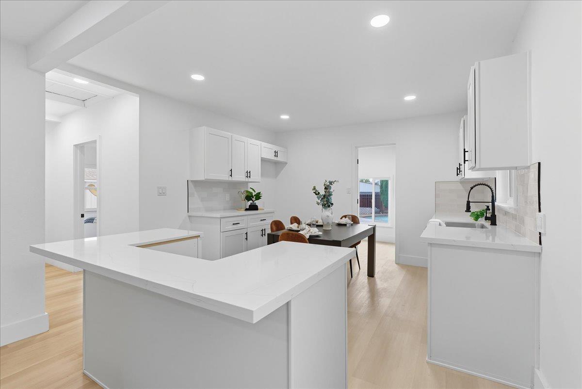 2842 B St, Selma, CA 93662