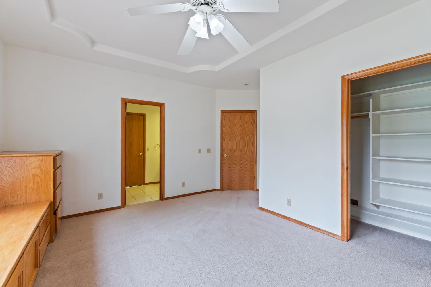 7357 E Dennett Ave, Fresno, CA 93737