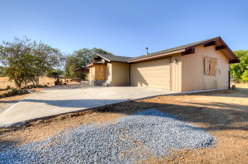 34780 School St, Raymond, CA 93653