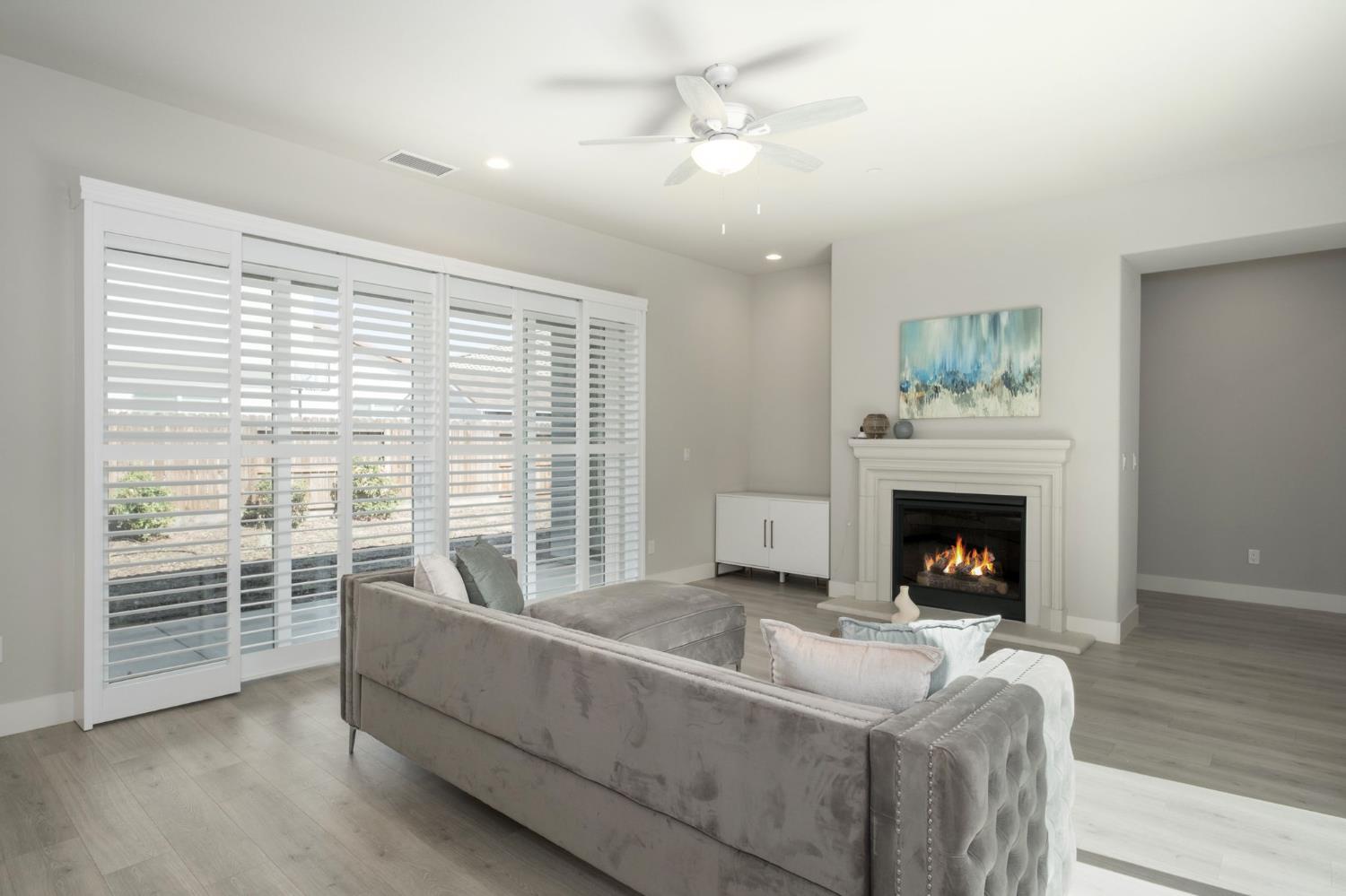 3503 Alameda Ave, Clovis, CA 93619