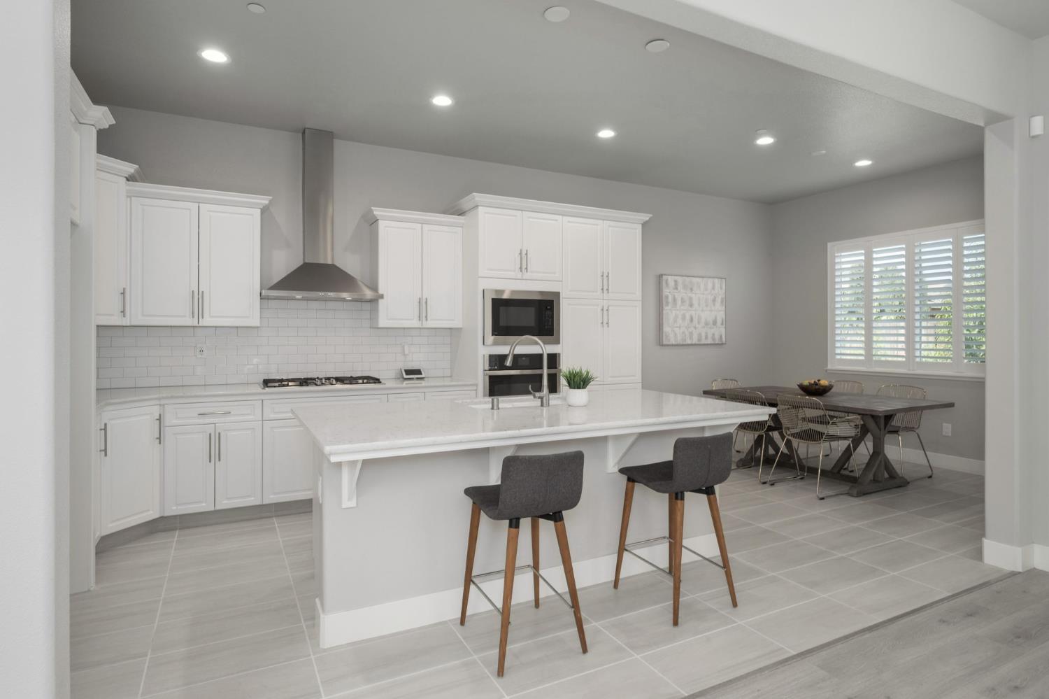 3503 Alameda Ave, Clovis, CA 93619