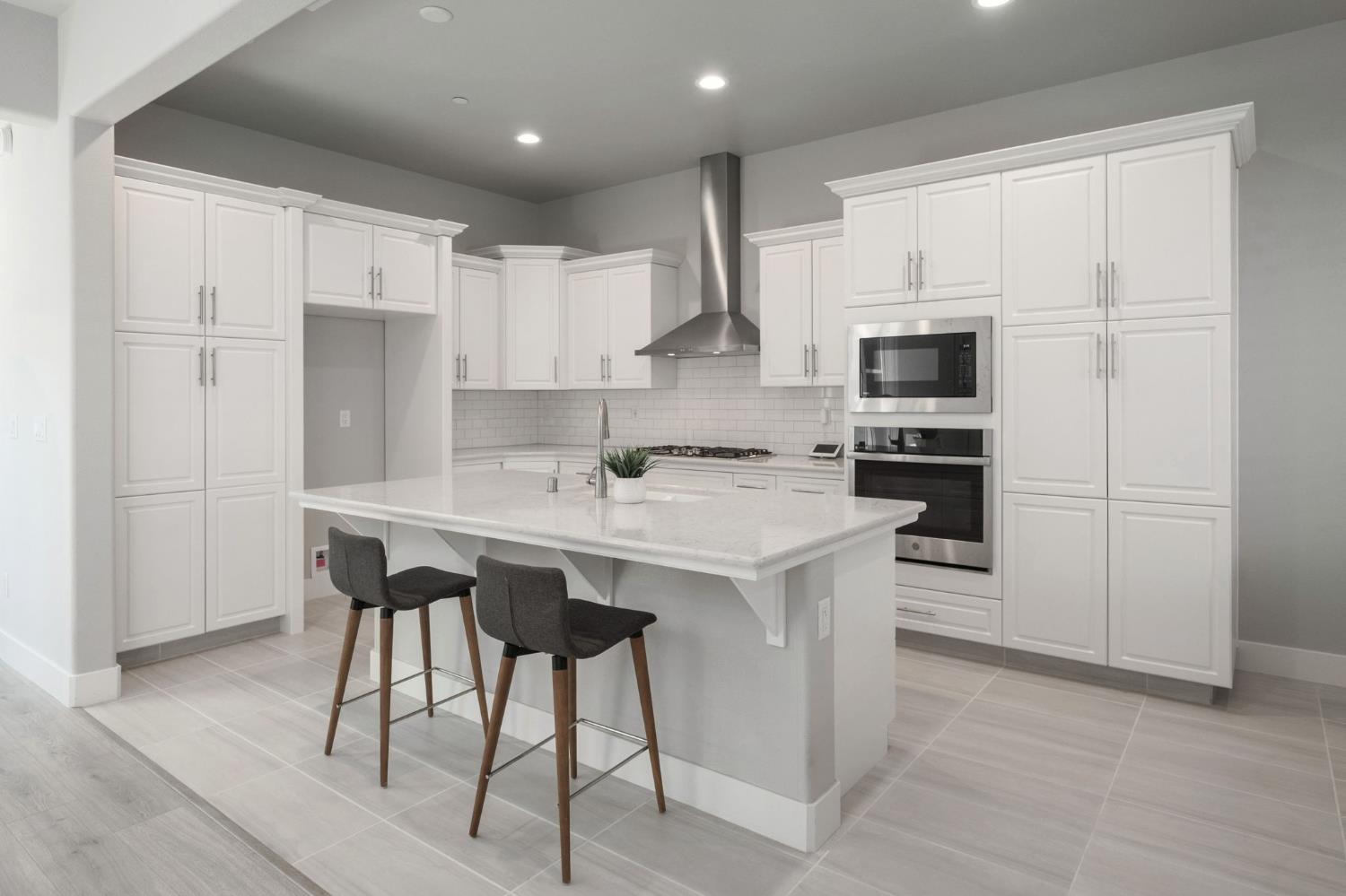 3503 Alameda Ave, Clovis, CA 93619