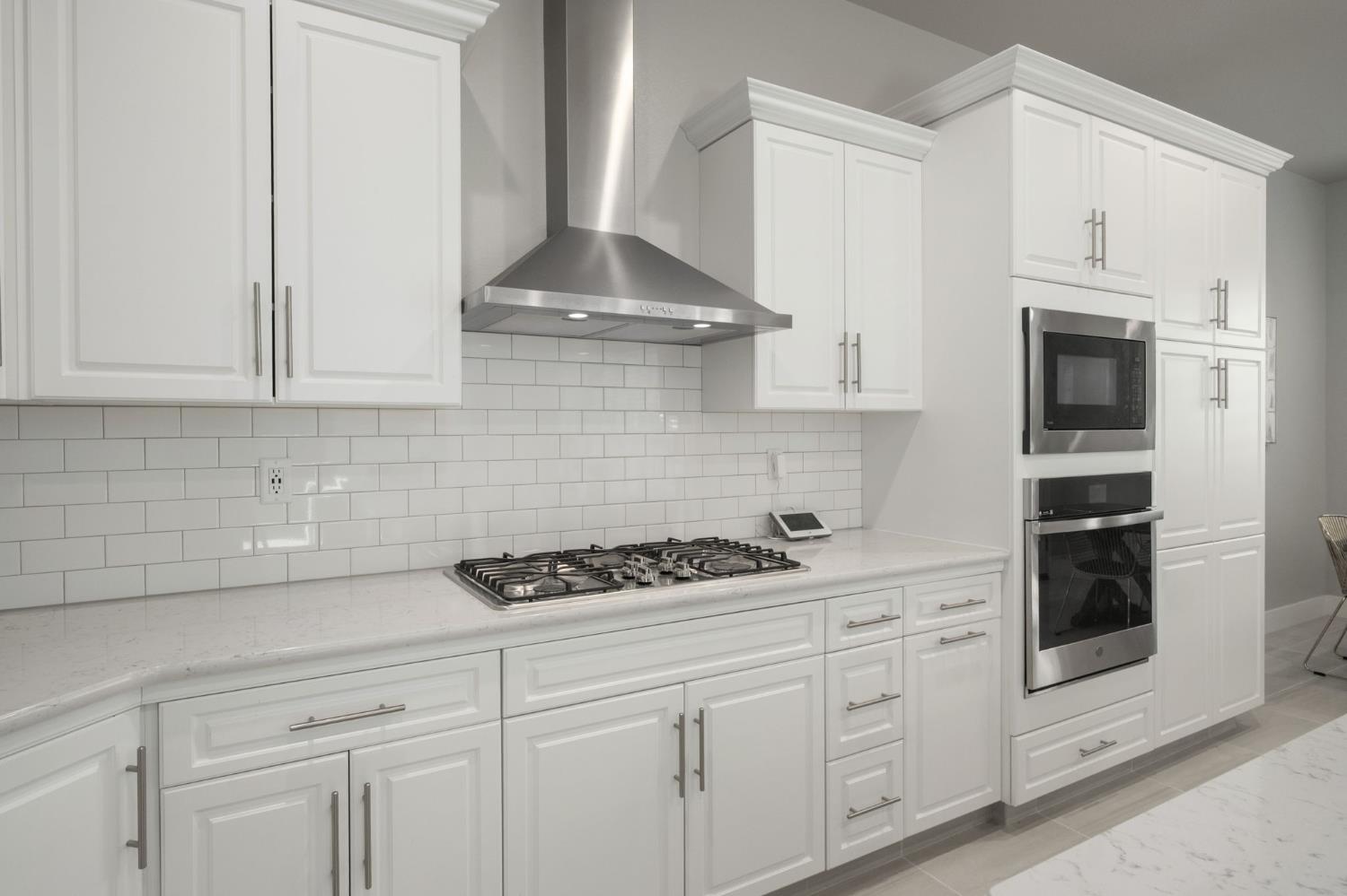 3503 Alameda Ave, Clovis, CA 93619