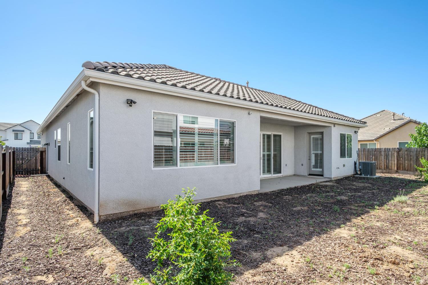 3503 Alameda Ave, Clovis, CA 93619