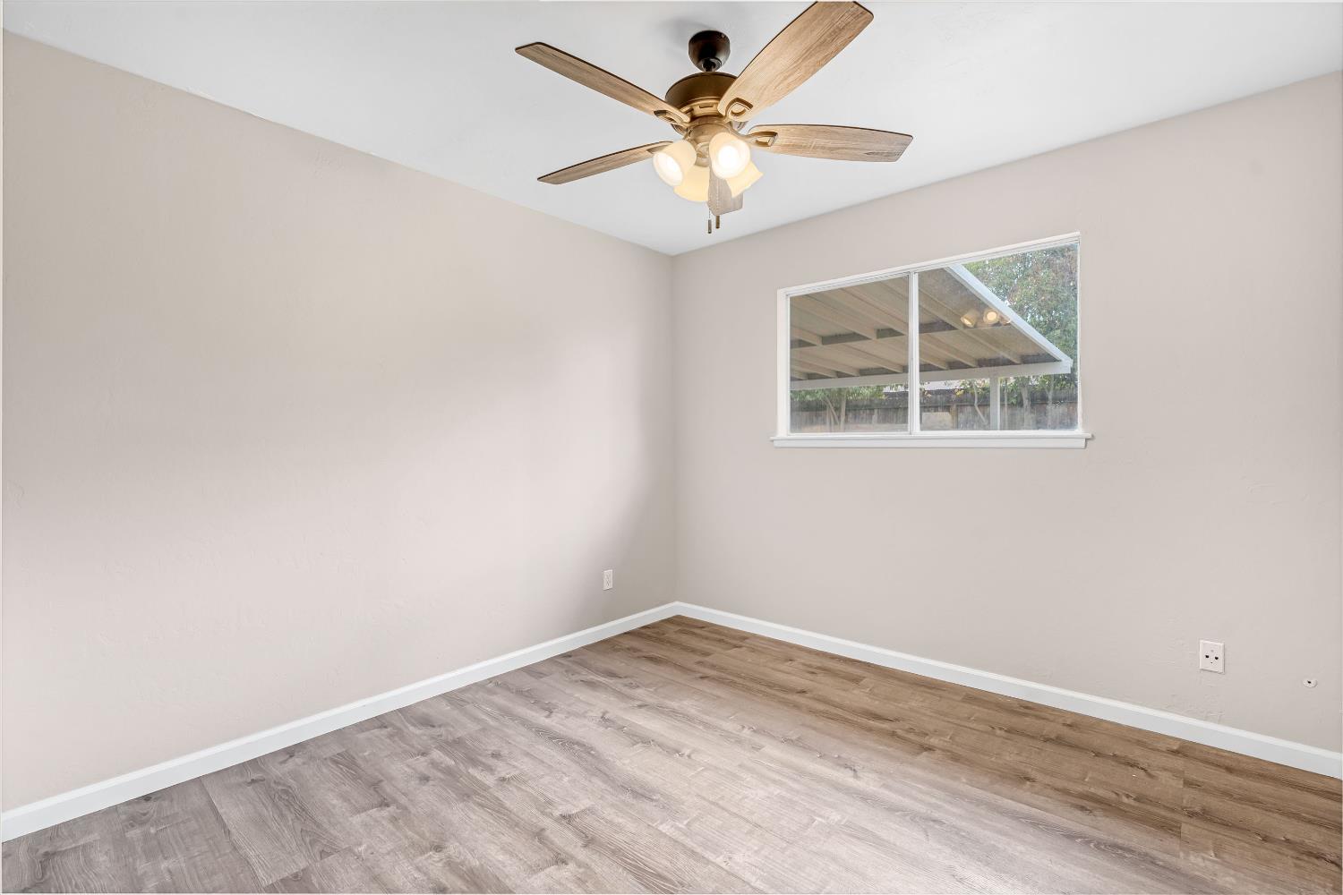 1719 E Los Altos Ave, Fresno, CA 93710